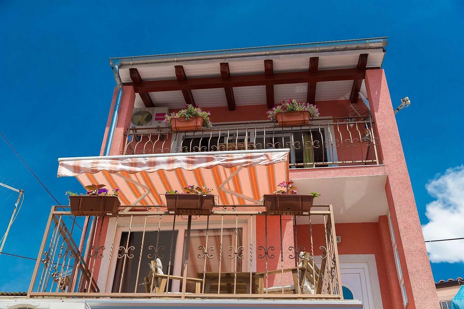 Einzigartiges Apartment Nur 300 Meter Zum Strand Mit Meerblick, Privatem Balkon, Waschmaschine Crikvenica Κροατία